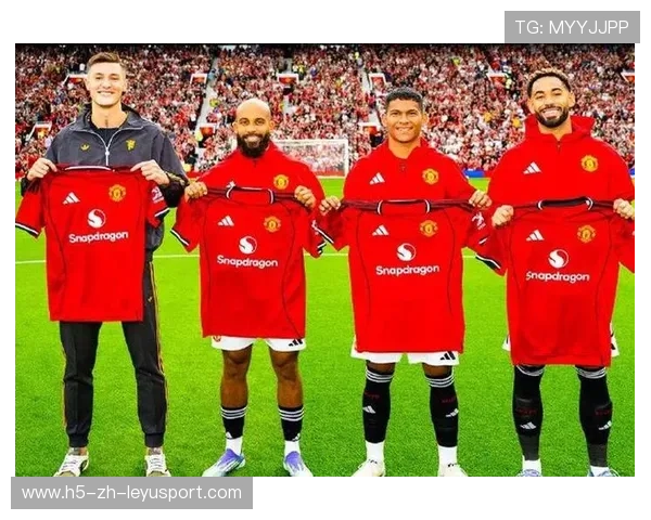 曼联愿花费9000万英镑报价巴莱巴。，曼联 巴特